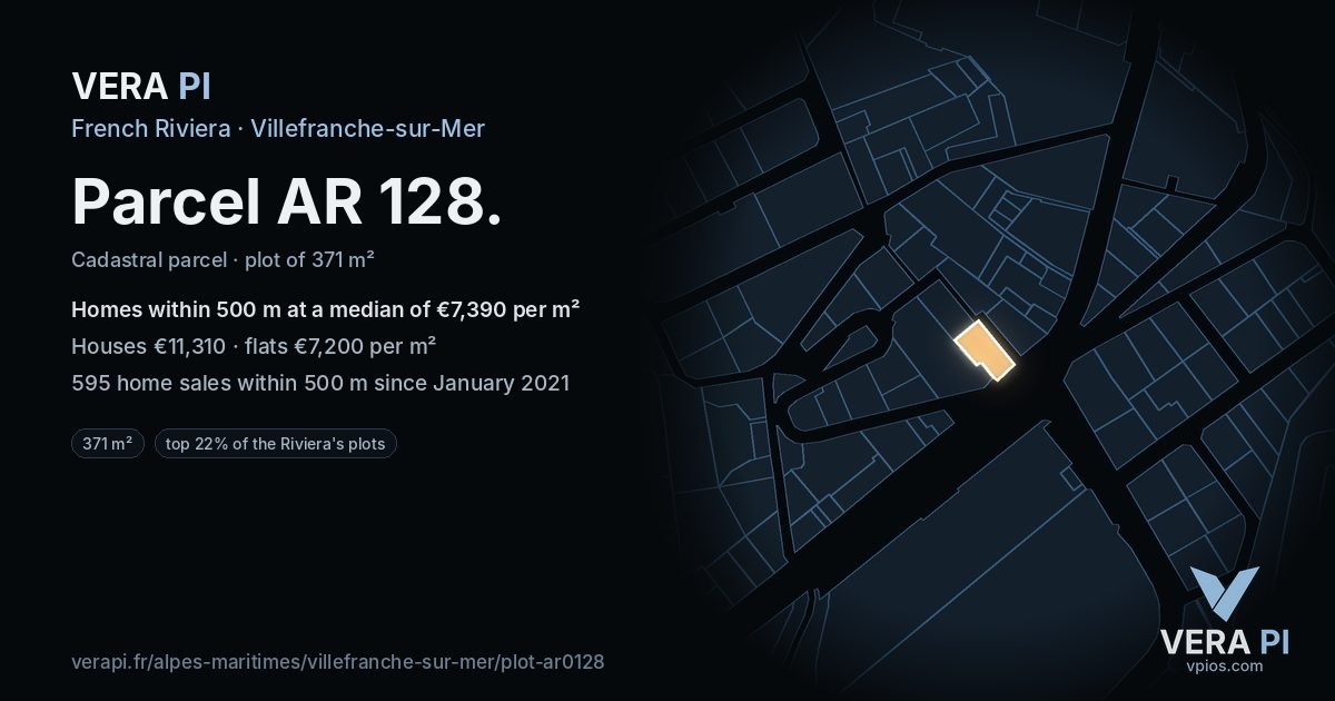 Parcel AR 128, Villefranche-sur-Mer at night – the plot lit, the parcels around coloured by the prices near them