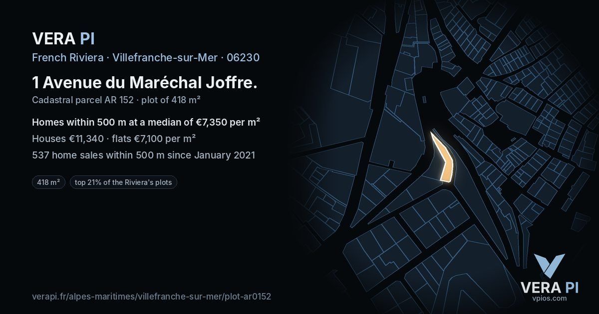 1 Avenue du Maréchal Joffre, Villefranche-sur-Mer at night – the plot lit, the parcels around coloured by the prices near them