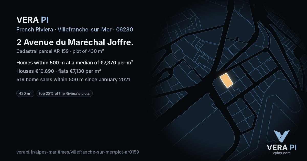 2 Avenue du Maréchal Joffre, Villefranche-sur-Mer at night – the plot lit, the parcels around coloured by the prices near them