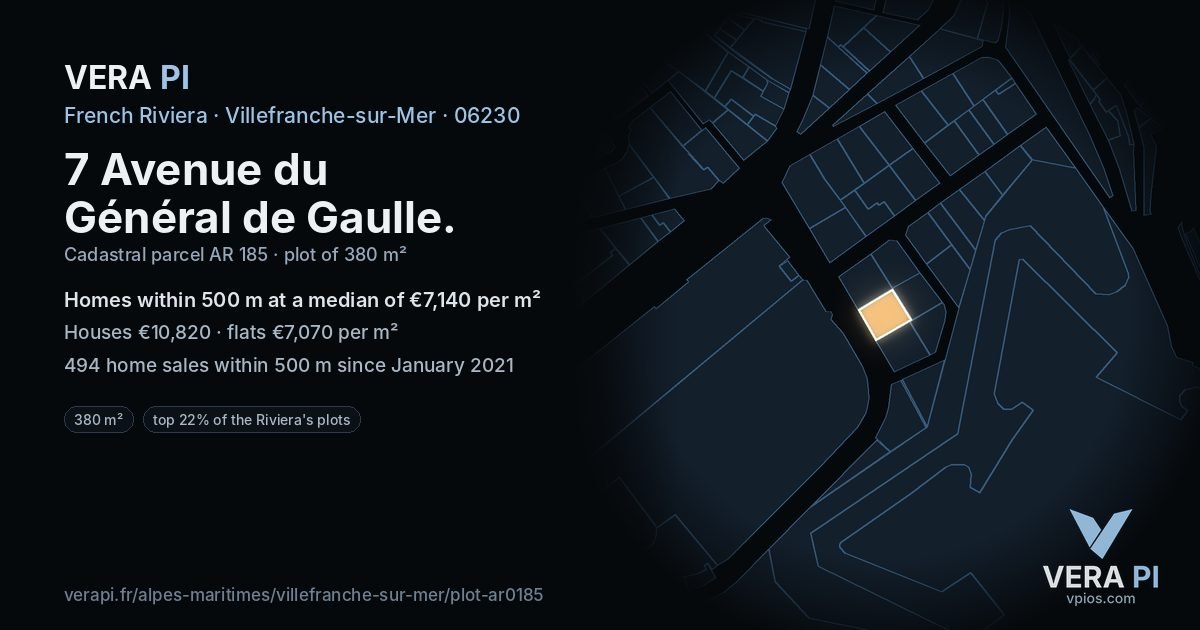 7 Avenue du Général de Gaulle, Villefranche-sur-Mer at night – the plot lit, the parcels around coloured by the prices near them