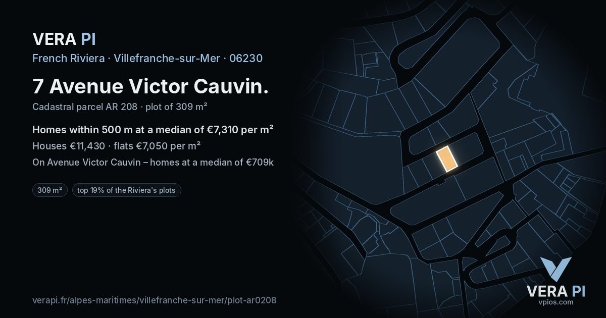 7 Avenue Victor Cauvin, Villefranche-sur-Mer at night – the plot lit, the parcels around coloured by the prices near them