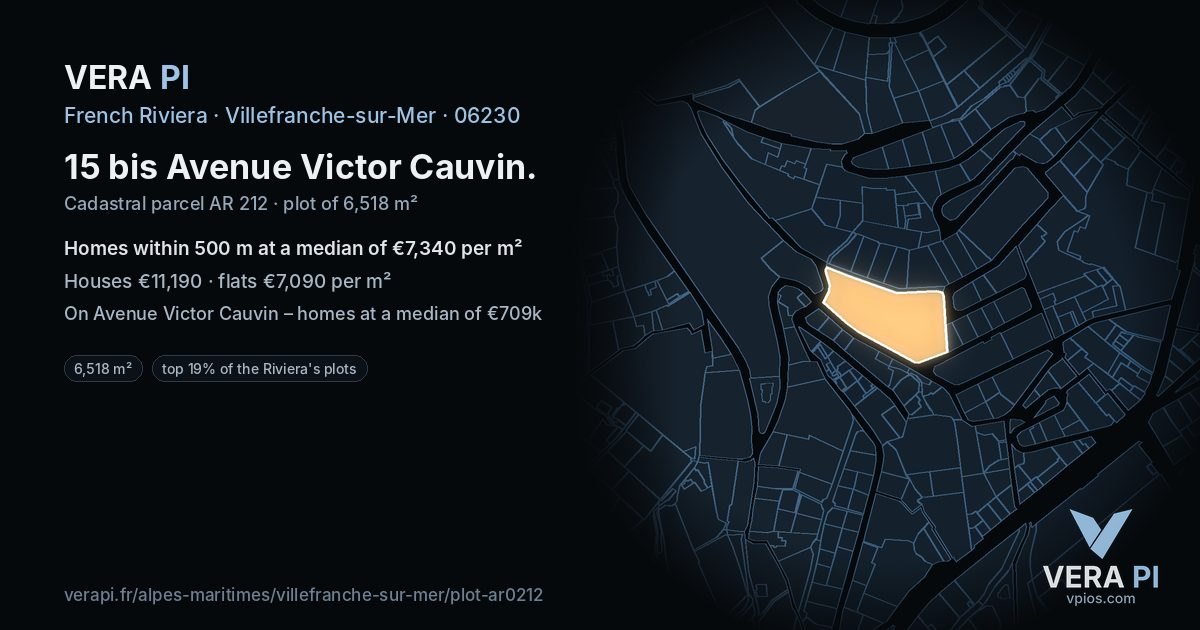 15 bis Avenue Victor Cauvin, Villefranche-sur-Mer at night – the plot lit, the parcels around coloured by the prices near them