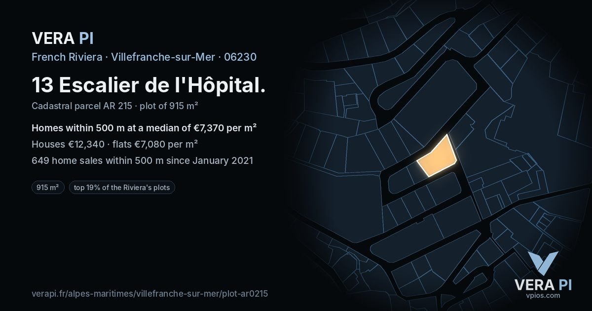 13 Escalier de l'Hôpital, Villefranche-sur-Mer at night – the plot lit, the parcels around coloured by the prices near them