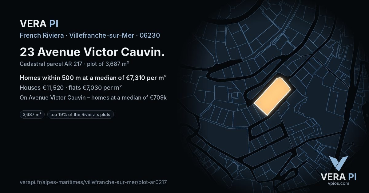23 Avenue Victor Cauvin, Villefranche-sur-Mer at night – the plot lit, the parcels around coloured by the prices near them