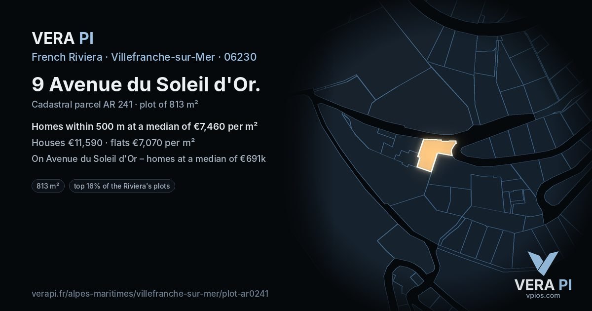 9 Avenue du Soleil d'Or, Villefranche-sur-Mer at night – the plot lit, the parcels around coloured by the prices near them