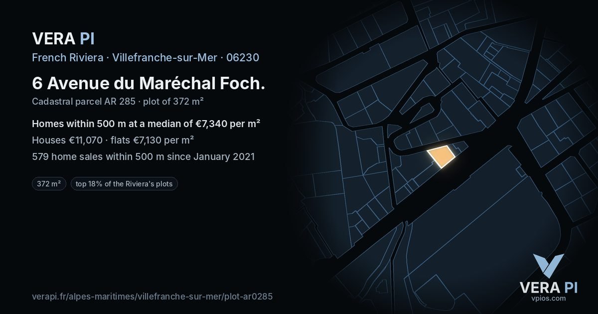 6 Avenue du Maréchal Foch, Villefranche-sur-Mer at night – the plot lit, the parcels around coloured by the prices near them