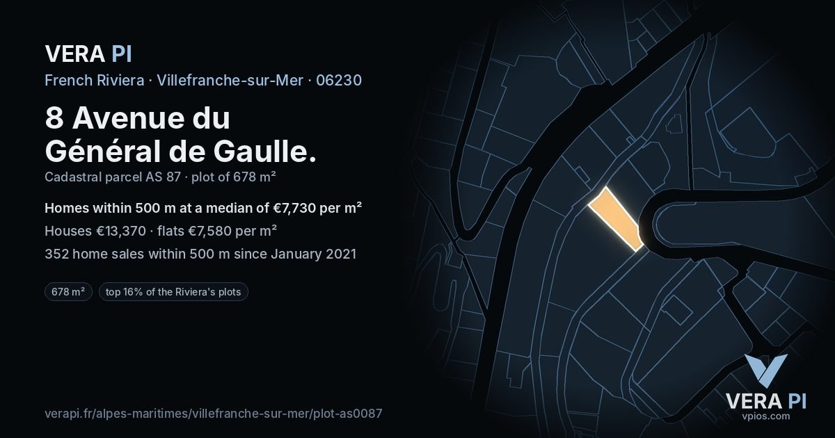8 Avenue du Général de Gaulle, Villefranche-sur-Mer at night – the plot lit, the parcels around coloured by the prices near them