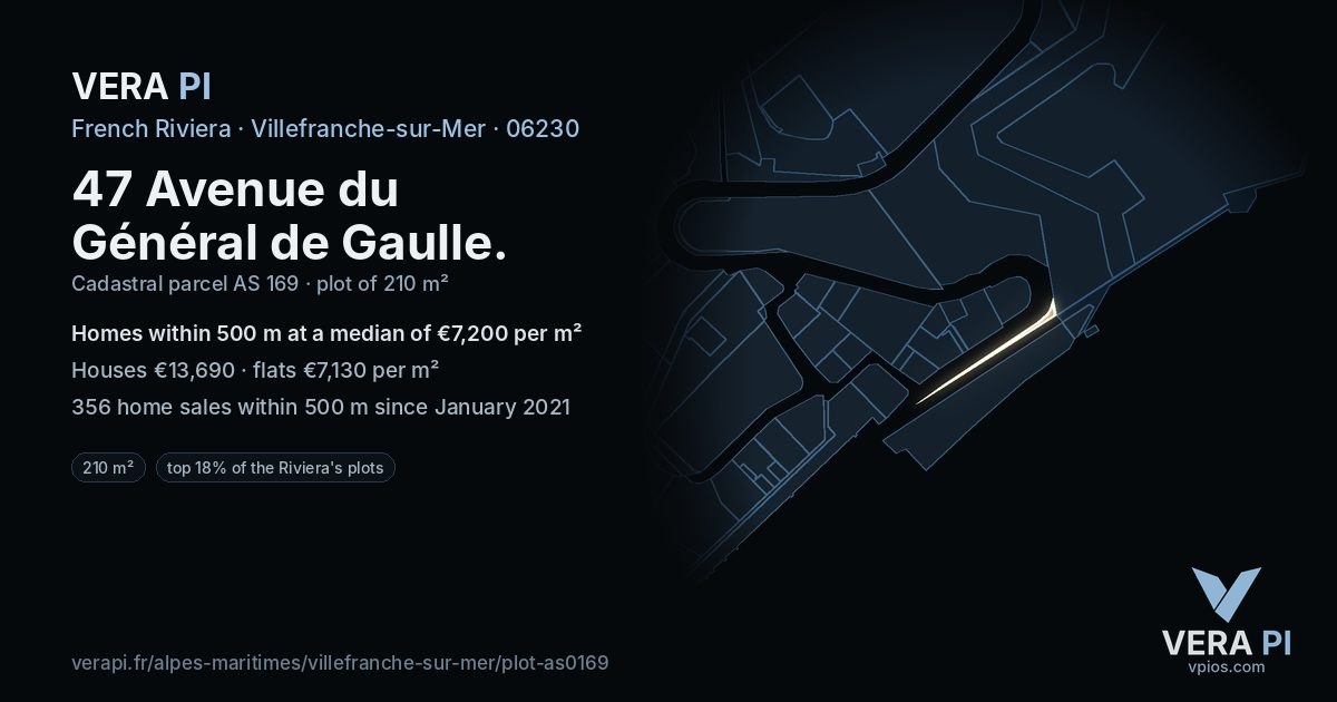 47 Avenue du Général de Gaulle, Villefranche-sur-Mer at night – the plot lit, the parcels around coloured by the prices near them