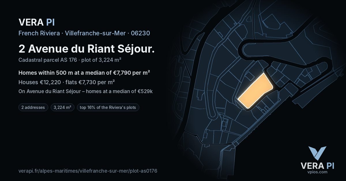 2 Avenue du Riant Séjour, Villefranche-sur-Mer at night – the plot lit, the parcels around coloured by the prices near them