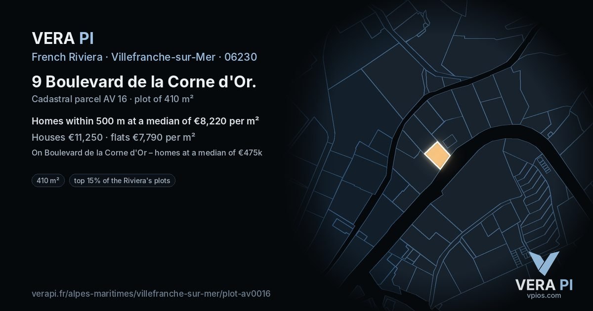 9 Boulevard de la Corne d'Or, Villefranche-sur-Mer at night – the plot lit, the parcels around coloured by the prices near them