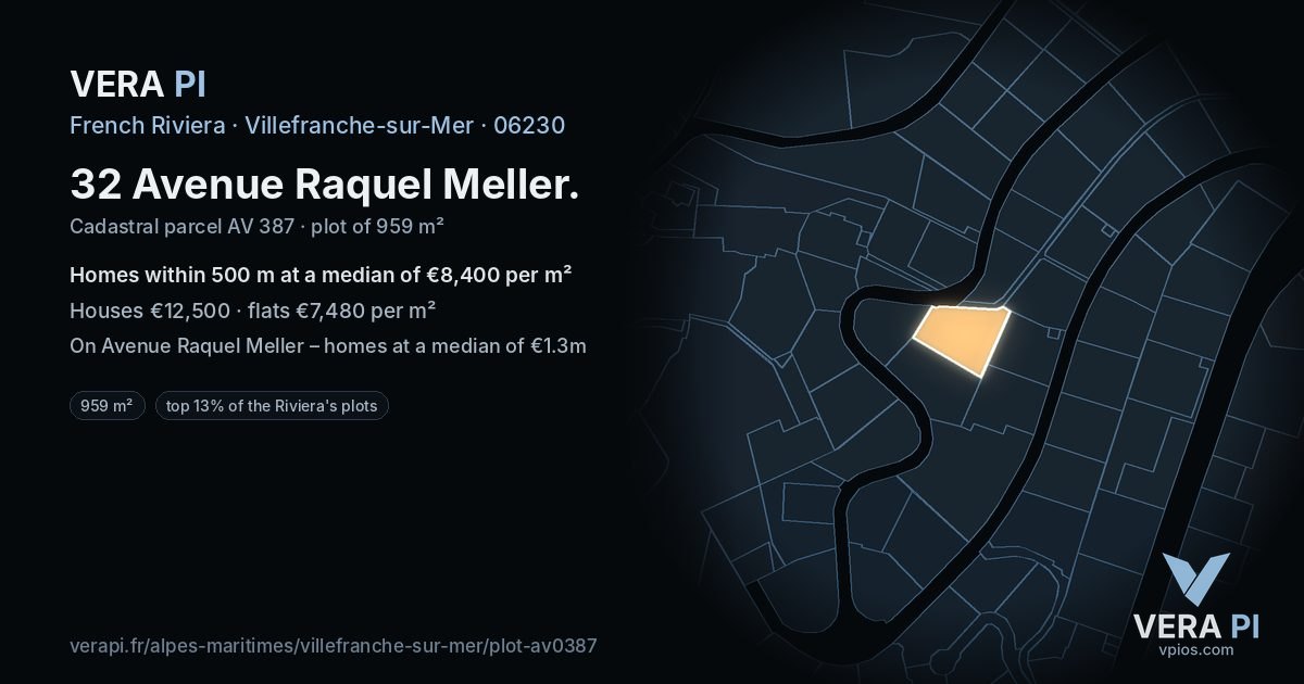 32 Avenue Raquel Meller, Villefranche-sur-Mer at night – the plot lit, the parcels around coloured by the prices near them