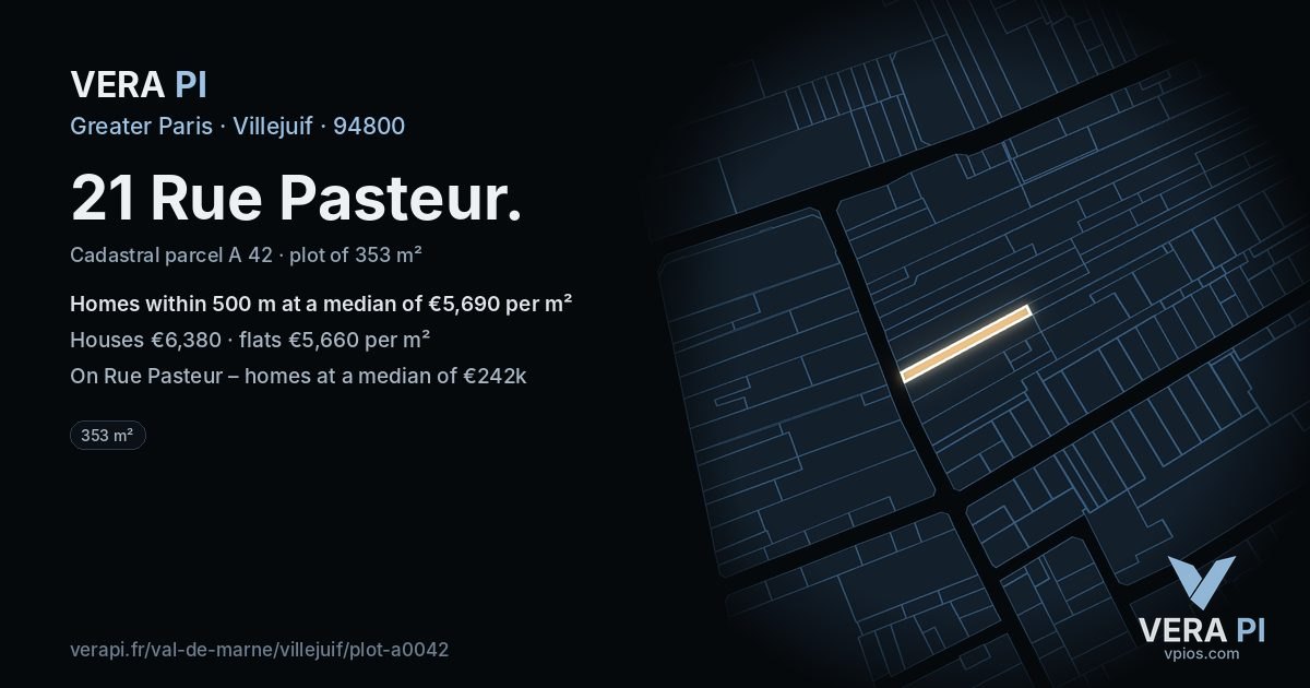21 Rue Pasteur, Villejuif at night – the plot lit, the parcels around coloured by the prices near them