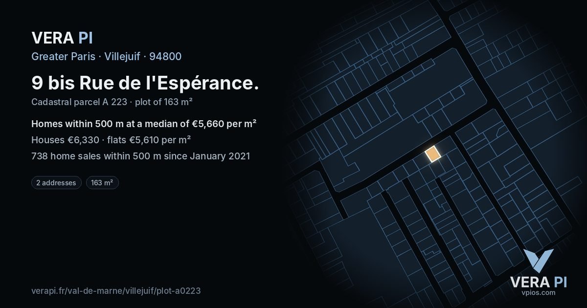 9 bis Rue de l'Espérance, Villejuif at night – the plot lit, the parcels around coloured by the prices near them