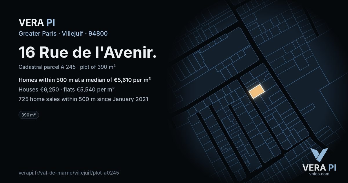16 Rue de l'Avenir, Villejuif at night – the plot lit, the parcels around coloured by the prices near them