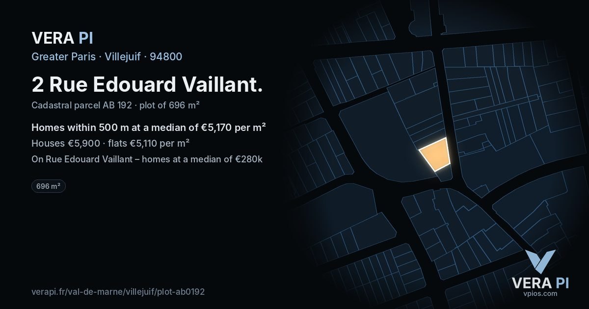 2 Rue Edouard Vaillant, Villejuif at night – the plot lit, the parcels around coloured by the prices near them