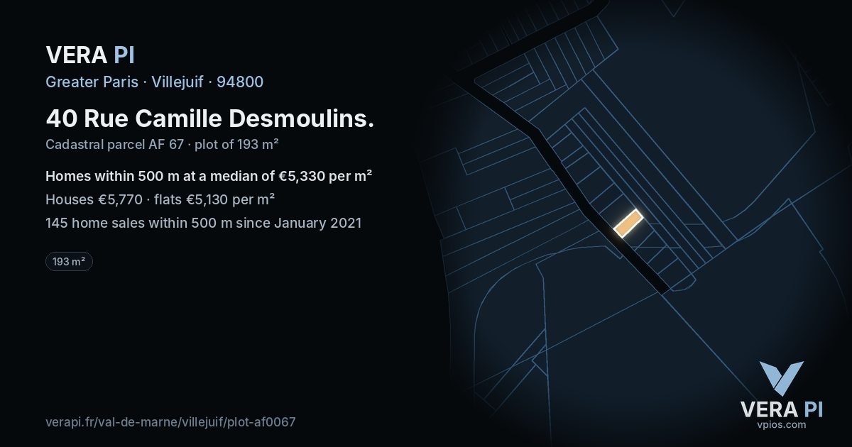 40 Rue Camille Desmoulins, Villejuif at night – the plot lit, the parcels around coloured by the prices near them