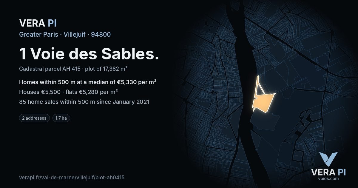 1 Voie des Sables, Villejuif at night – the plot lit, the parcels around coloured by the prices near them