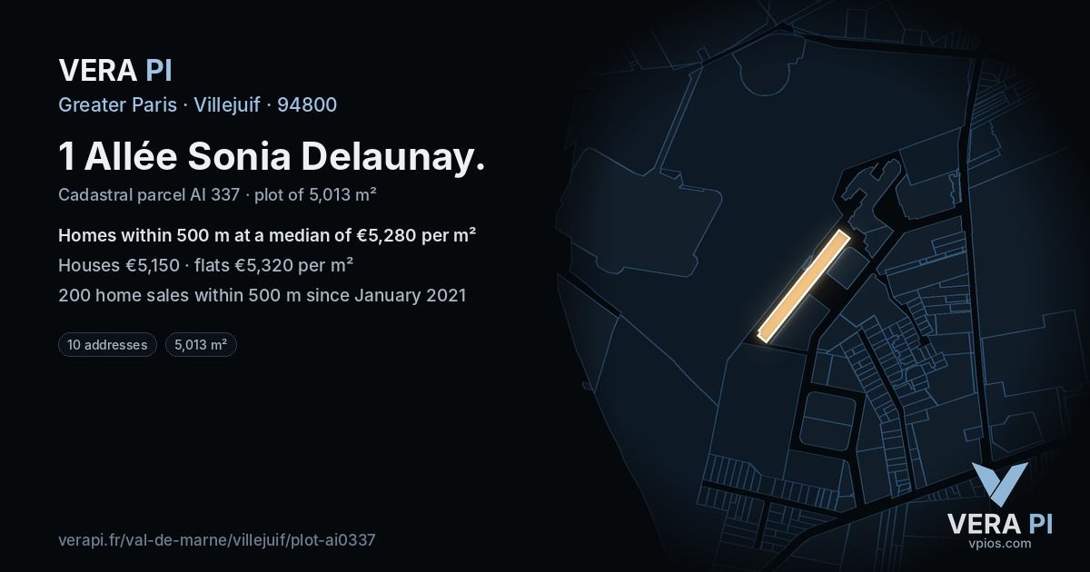 1 Allée Sonia Delaunay, Villejuif at night – the plot lit, the parcels around coloured by the prices near them