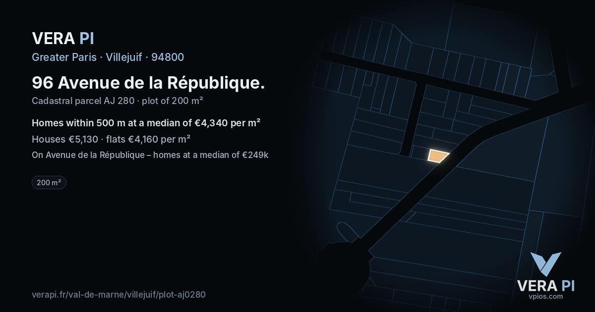 96 Avenue de la République, Villejuif at night – the plot lit, the parcels around coloured by the prices near them