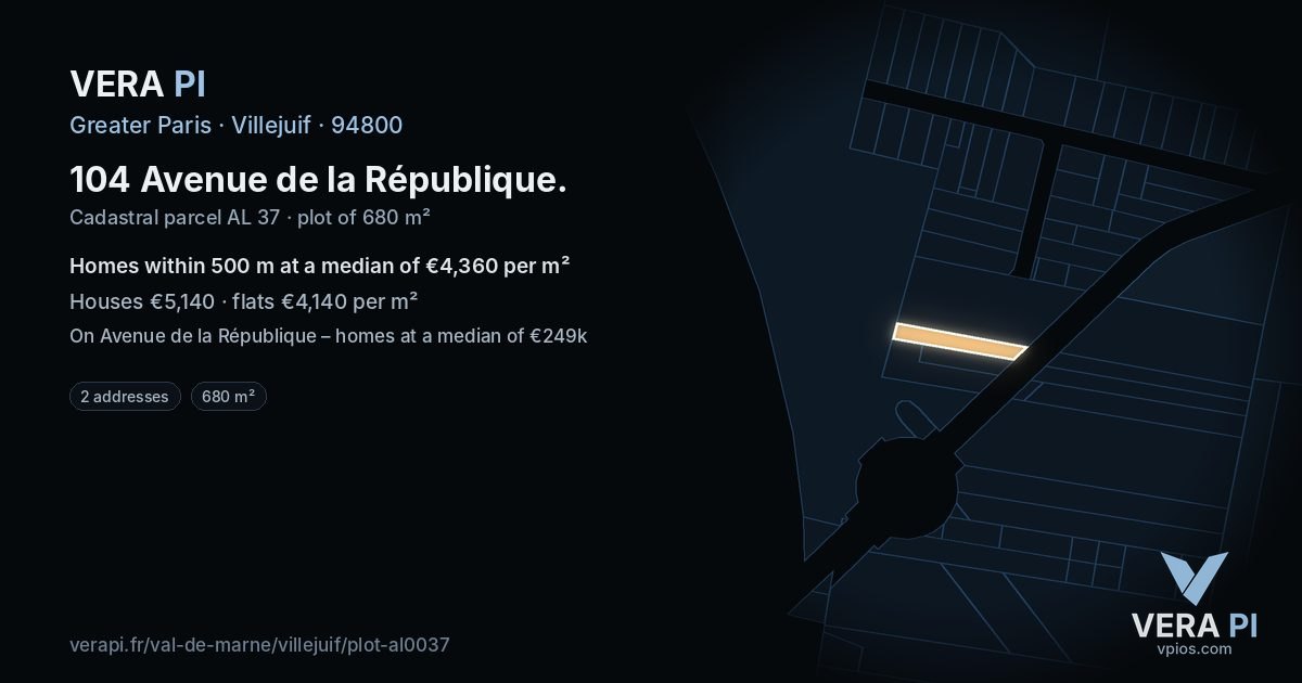 104 Avenue de la République, Villejuif at night – the plot lit, the parcels around coloured by the prices near them