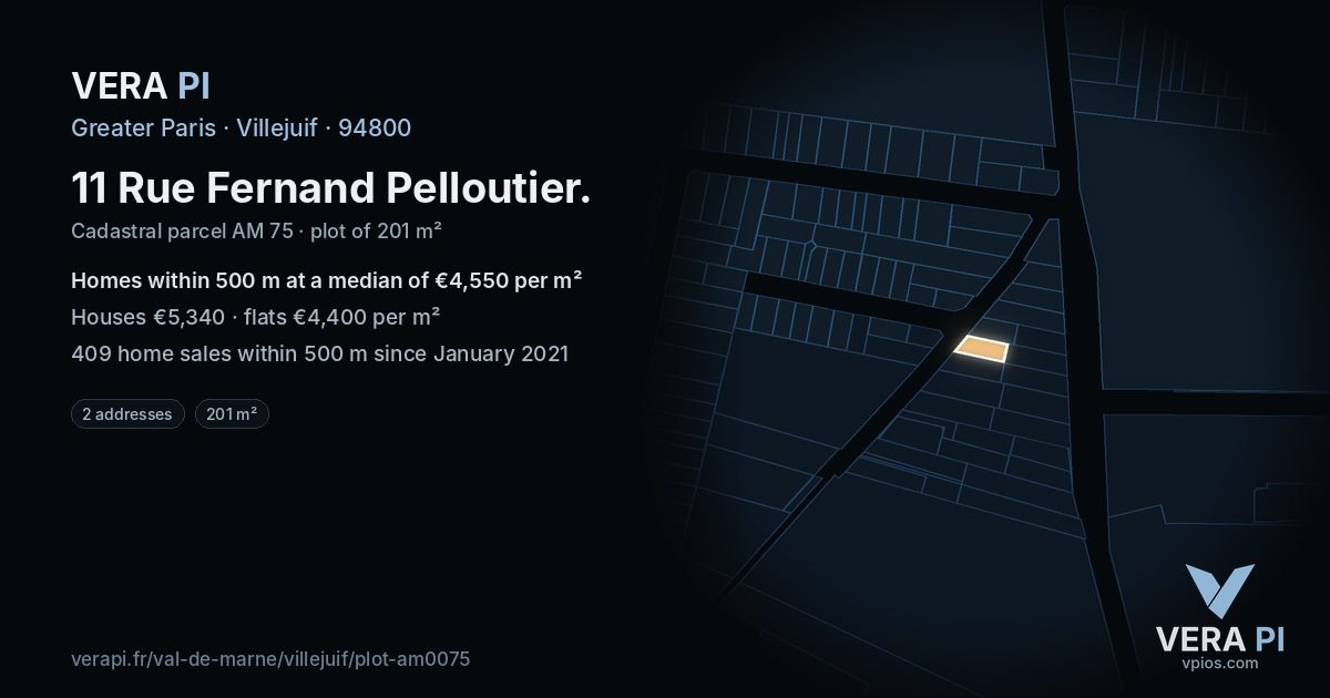 11 Rue Fernand Pelloutier, Villejuif at night – the plot lit, the parcels around coloured by the prices near them