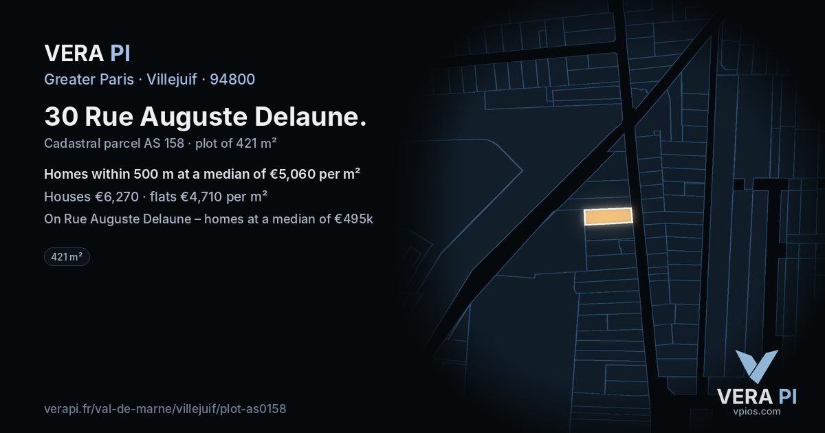 30 Rue Auguste Delaune, Villejuif at night – the plot lit, the parcels around coloured by the prices near them
