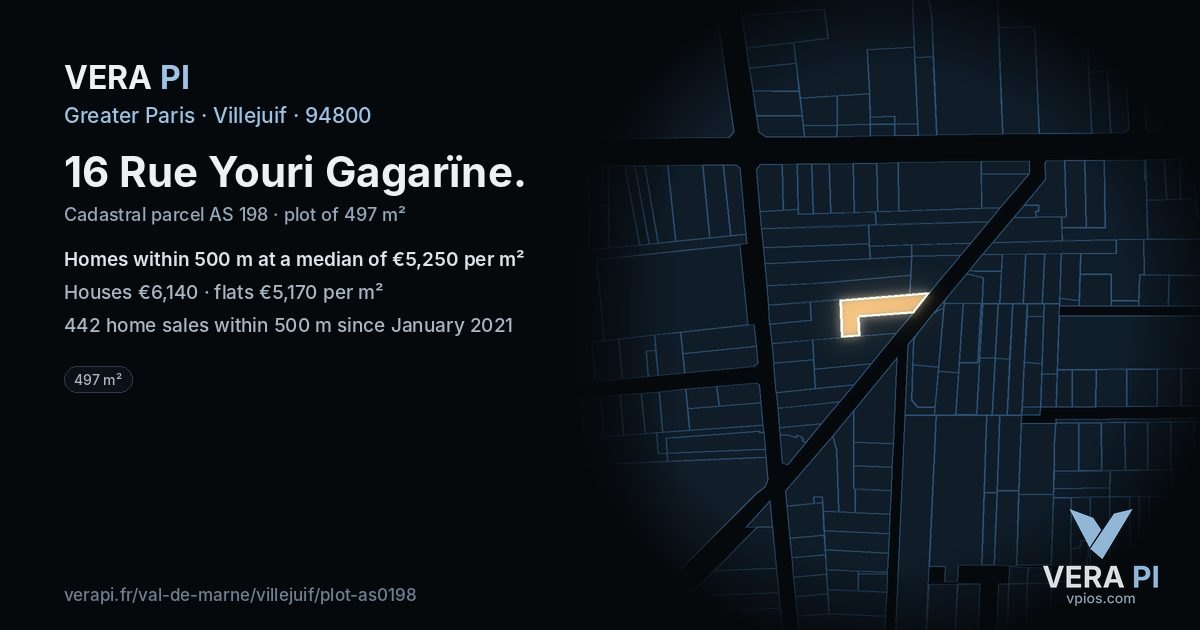 16 Rue Youri Gagarïne, Villejuif at night – the plot lit, the parcels around coloured by the prices near them