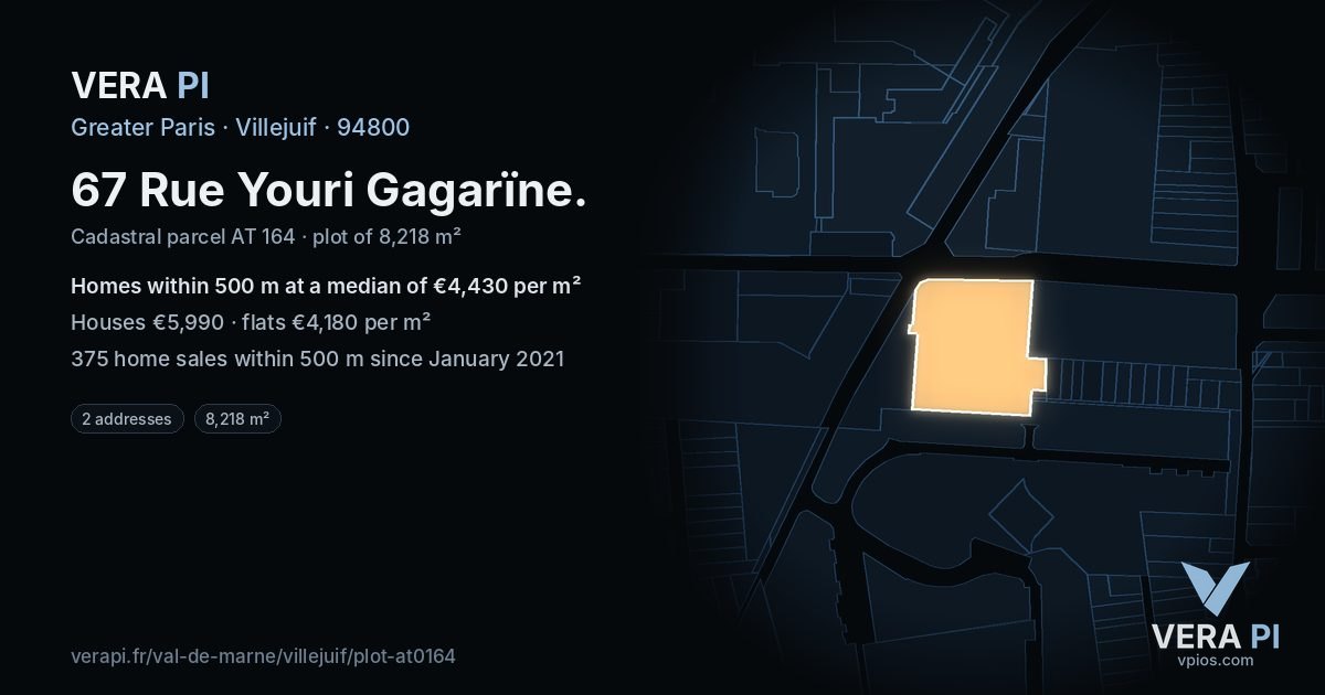 67 Rue Youri Gagarïne, Villejuif at night – the plot lit, the parcels around coloured by the prices near them