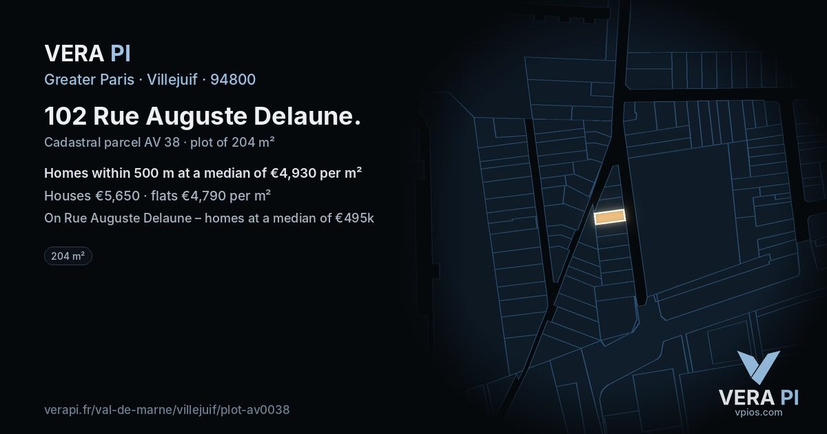 102 Rue Auguste Delaune, Villejuif at night – the plot lit, the parcels around coloured by the prices near them