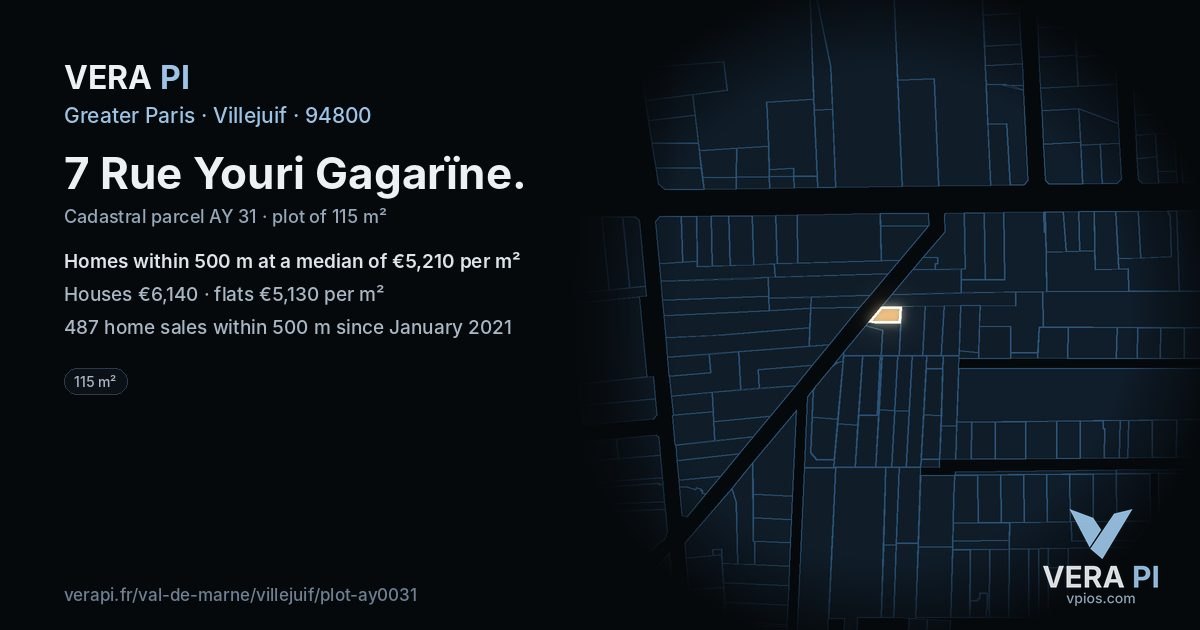 7 Rue Youri Gagarïne, Villejuif at night – the plot lit, the parcels around coloured by the prices near them