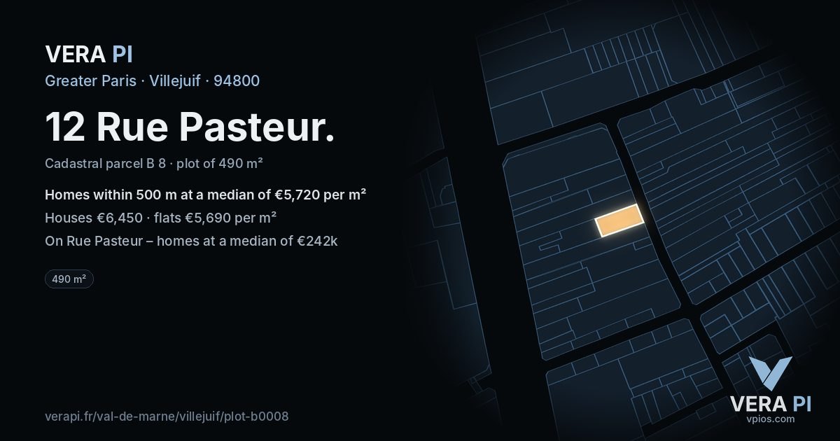 12 Rue Pasteur, Villejuif at night – the plot lit, the parcels around coloured by the prices near them