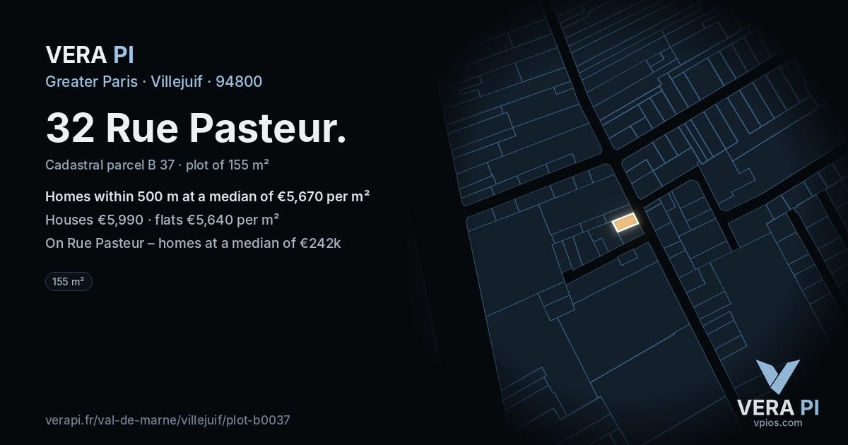 32 Rue Pasteur, Villejuif at night – the plot lit, the parcels around coloured by the prices near them