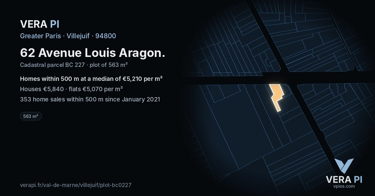 62 Avenue Louis Aragon, Villejuif at night – the plot lit, the parcels around coloured by the prices near them