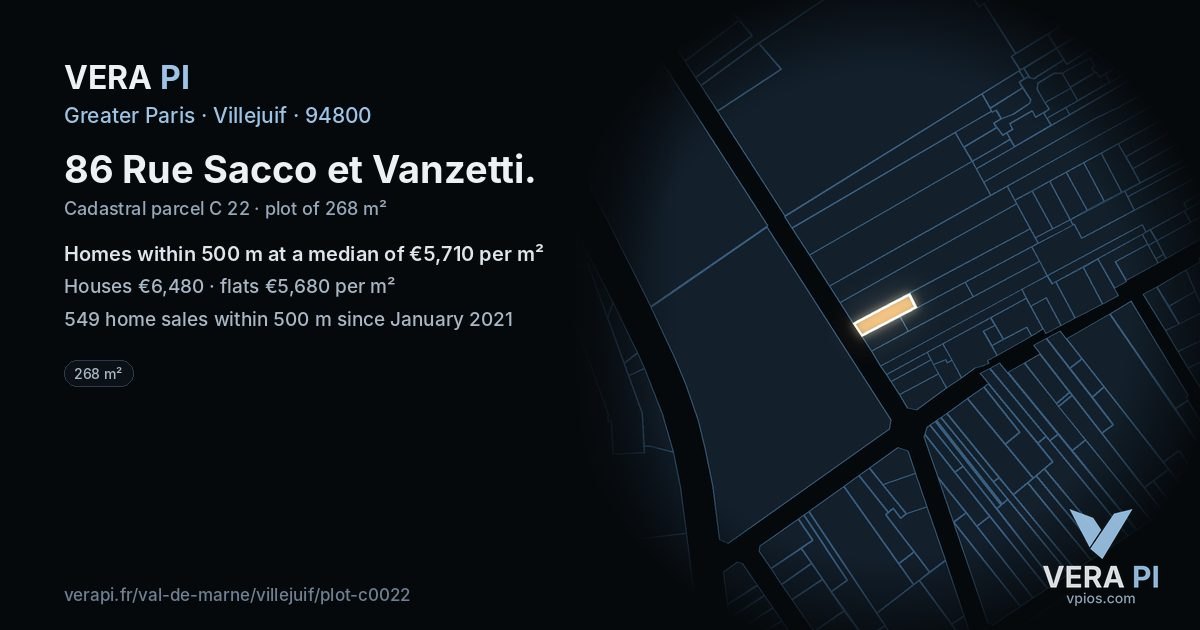 86 Rue Sacco et Vanzetti, Villejuif at night – the plot lit, the parcels around coloured by the prices near them