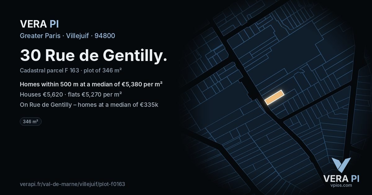 30 Rue de Gentilly, Villejuif at night – the plot lit, the parcels around coloured by the prices near them