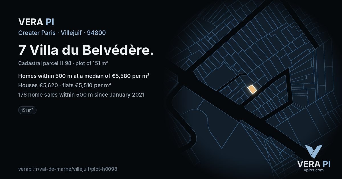 7 Villa du Belvédère, Villejuif at night – the plot lit, the parcels around coloured by the prices near them