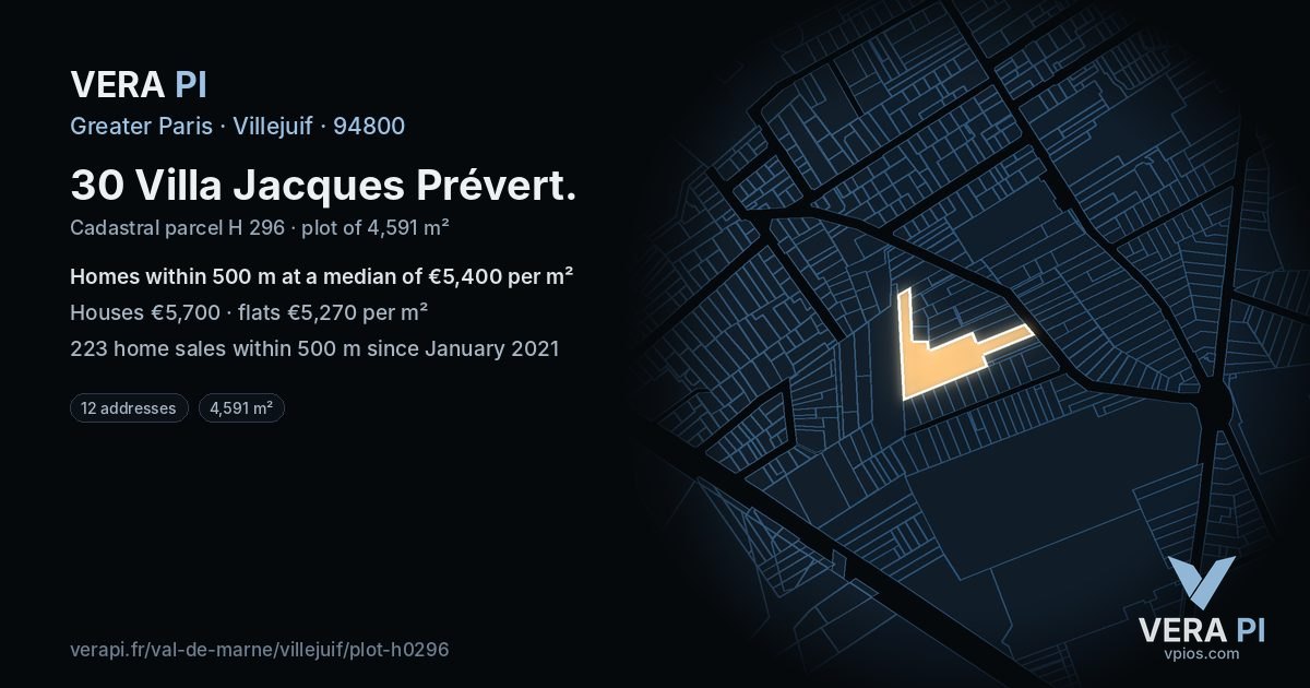 30 Villa Jacques Prévert, Villejuif at night – the plot lit, the parcels around coloured by the prices near them