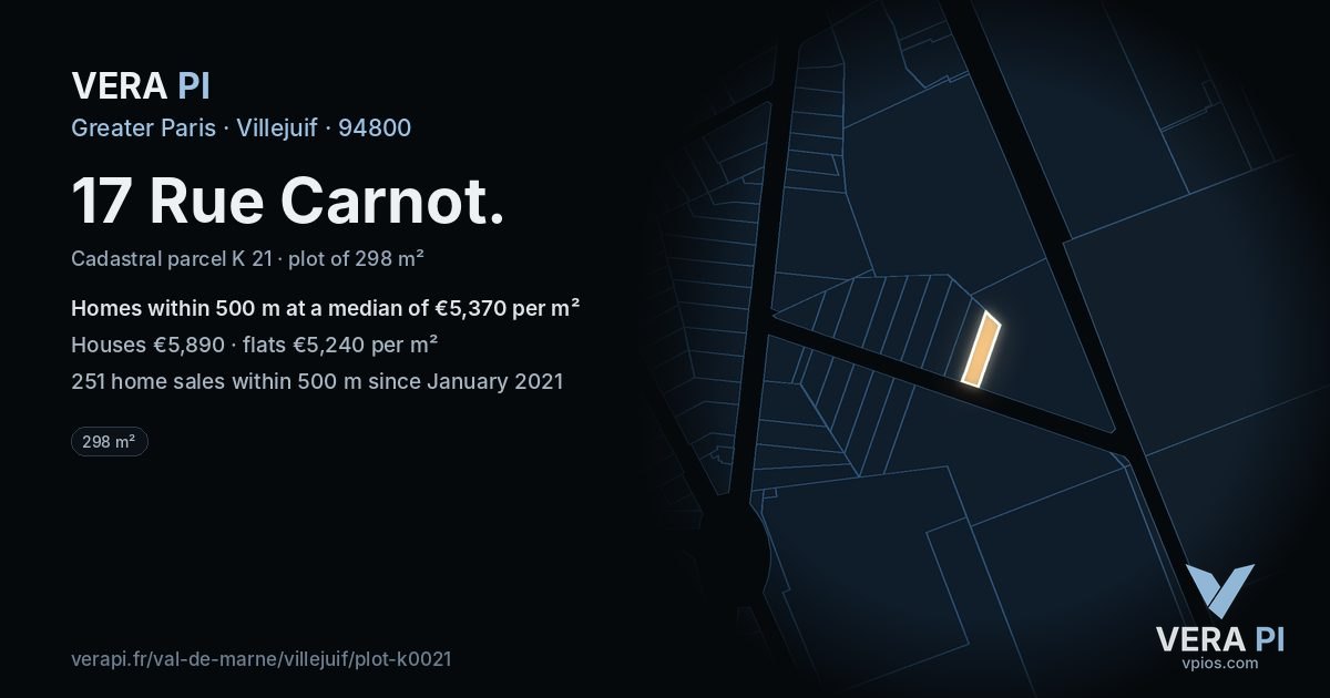 17 Rue Carnot, Villejuif at night – the plot lit, the parcels around coloured by the prices near them