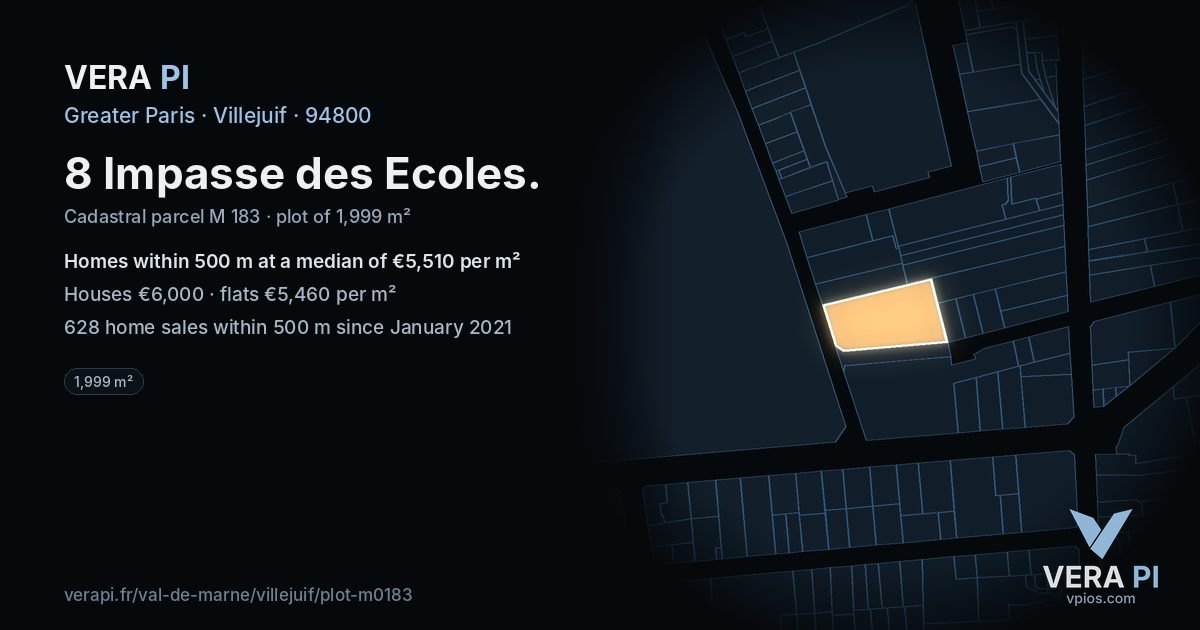 8 Impasse des Ecoles, Villejuif at night – the plot lit, the parcels around coloured by the prices near them