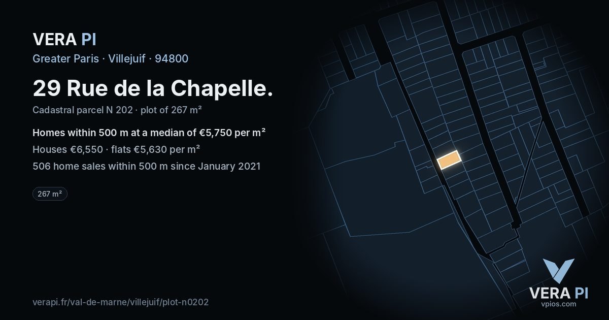 29 Rue de la Chapelle, Villejuif at night – the plot lit, the parcels around coloured by the prices near them