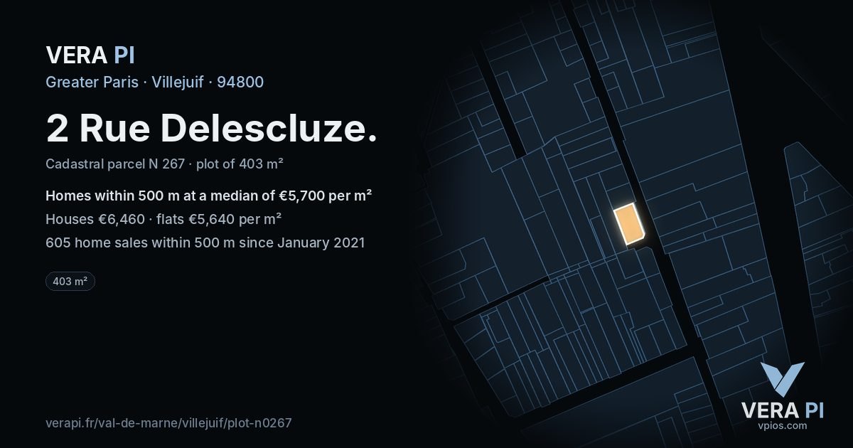 2 Rue Delescluze, Villejuif at night – the plot lit, the parcels around coloured by the prices near them