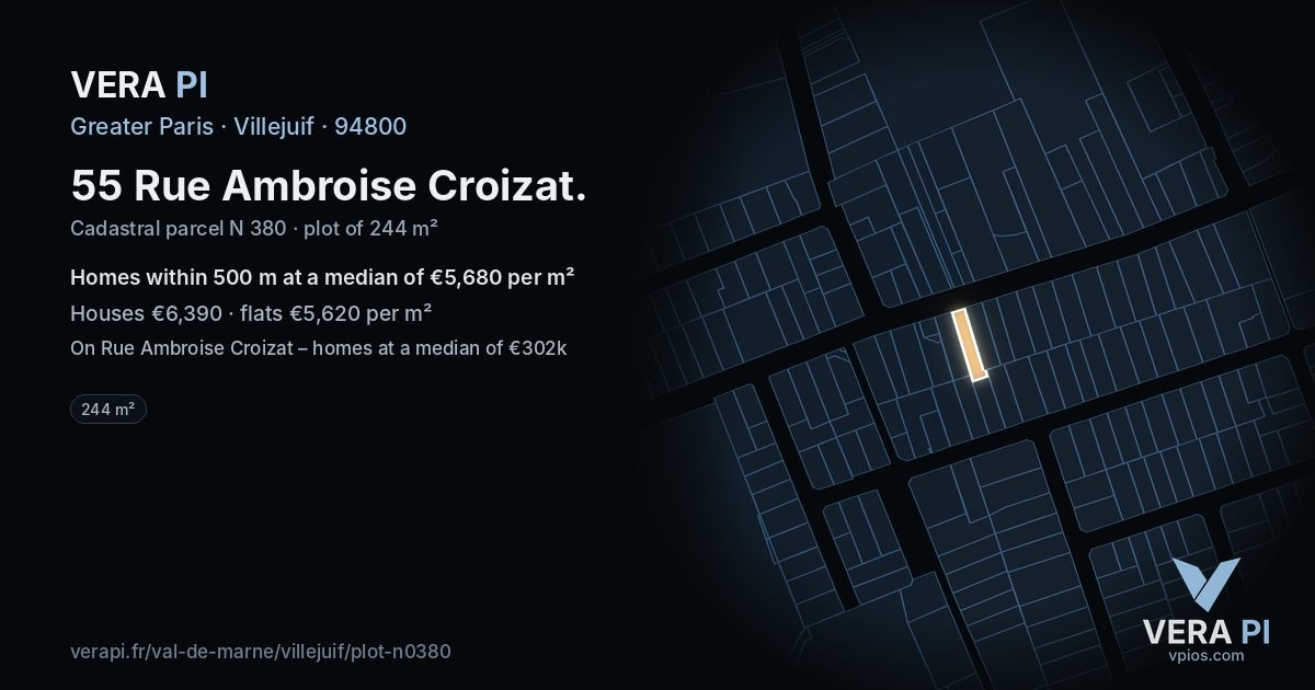 55 Rue Ambroise Croizat, Villejuif at night – the plot lit, the parcels around coloured by the prices near them