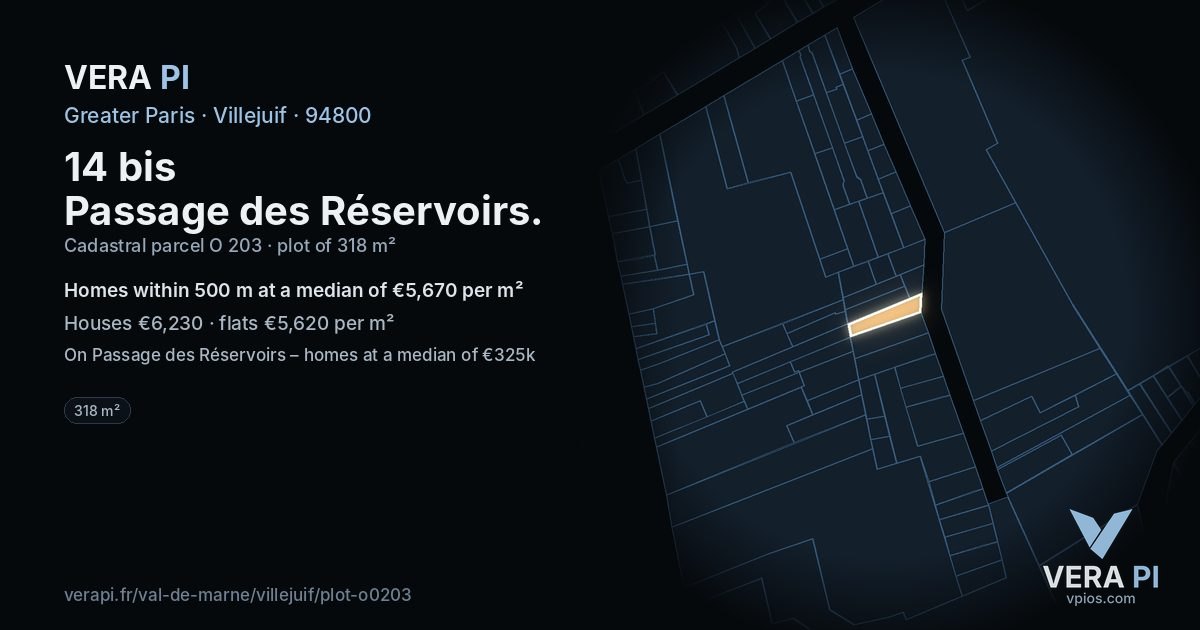 14 bis Passage des Réservoirs, Villejuif at night – the plot lit, the parcels around coloured by the prices near them