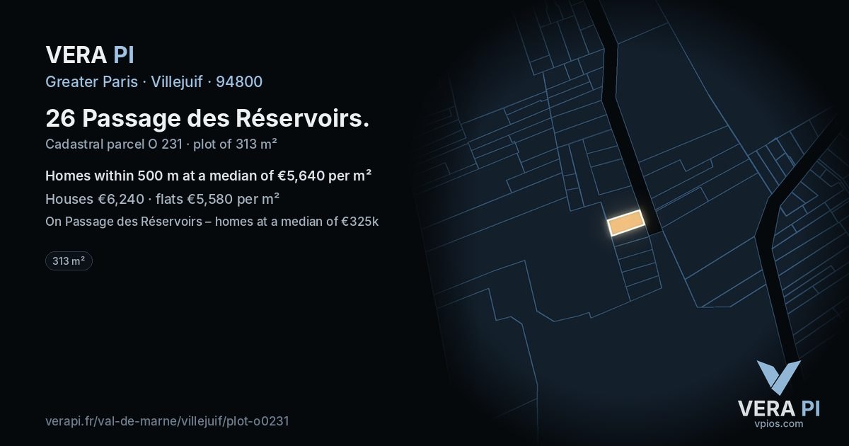 26 Passage des Réservoirs, Villejuif at night – the plot lit, the parcels around coloured by the prices near them