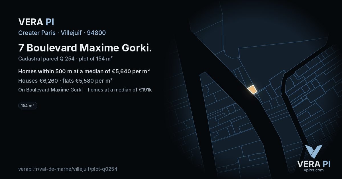 7 Boulevard Maxime Gorki, Villejuif at night – the plot lit, the parcels around coloured by the prices near them