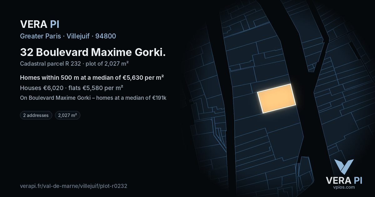 32 Boulevard Maxime Gorki, Villejuif at night – the plot lit, the parcels around coloured by the prices near them