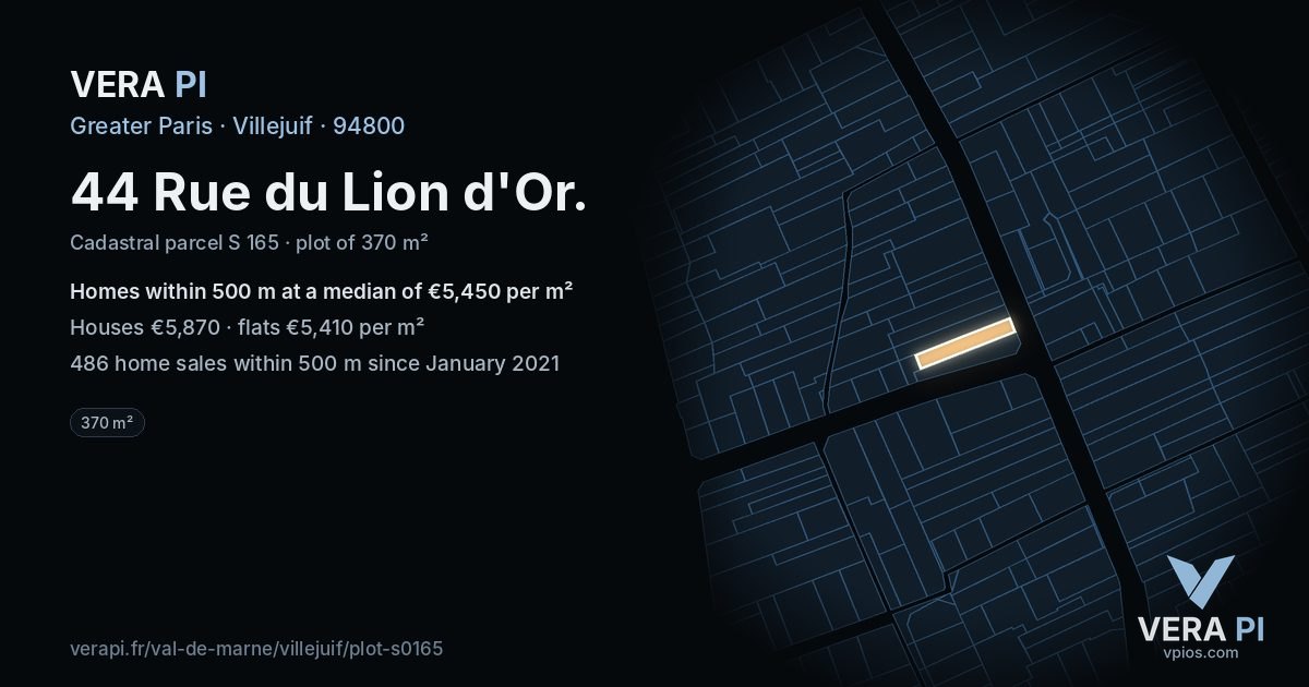 44 Rue du Lion d'Or, Villejuif at night – the plot lit, the parcels around coloured by the prices near them