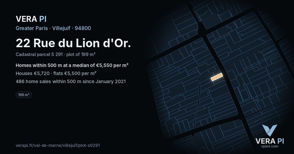 22 Rue du Lion d'Or, Villejuif at night – the plot lit, the parcels around coloured by the prices near them