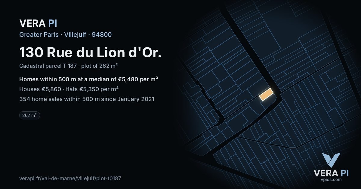 130 Rue du Lion d'Or, Villejuif at night – the plot lit, the parcels around coloured by the prices near them