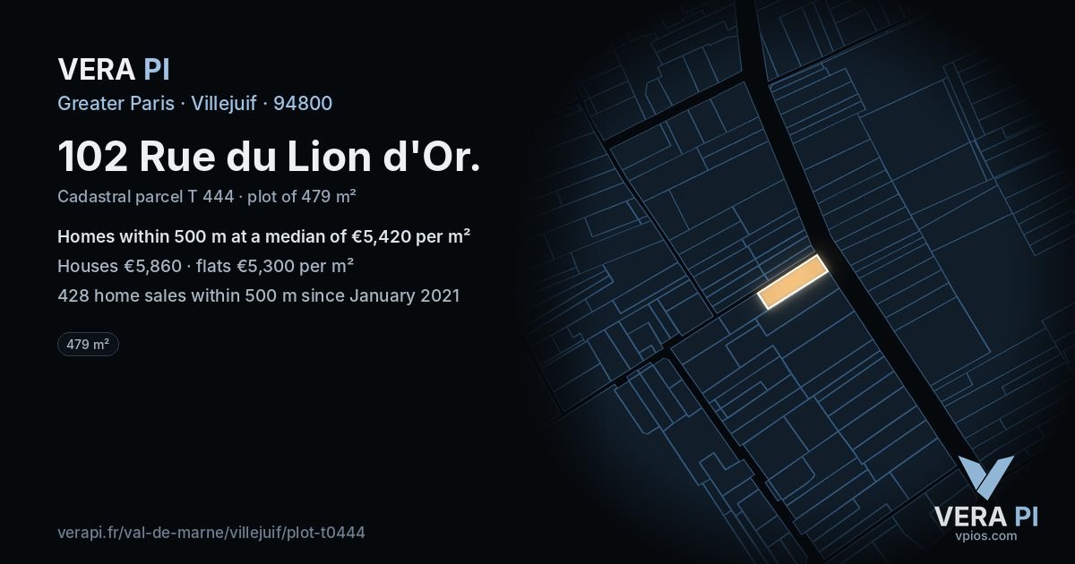 102 Rue du Lion d'Or, Villejuif at night – the plot lit, the parcels around coloured by the prices near them